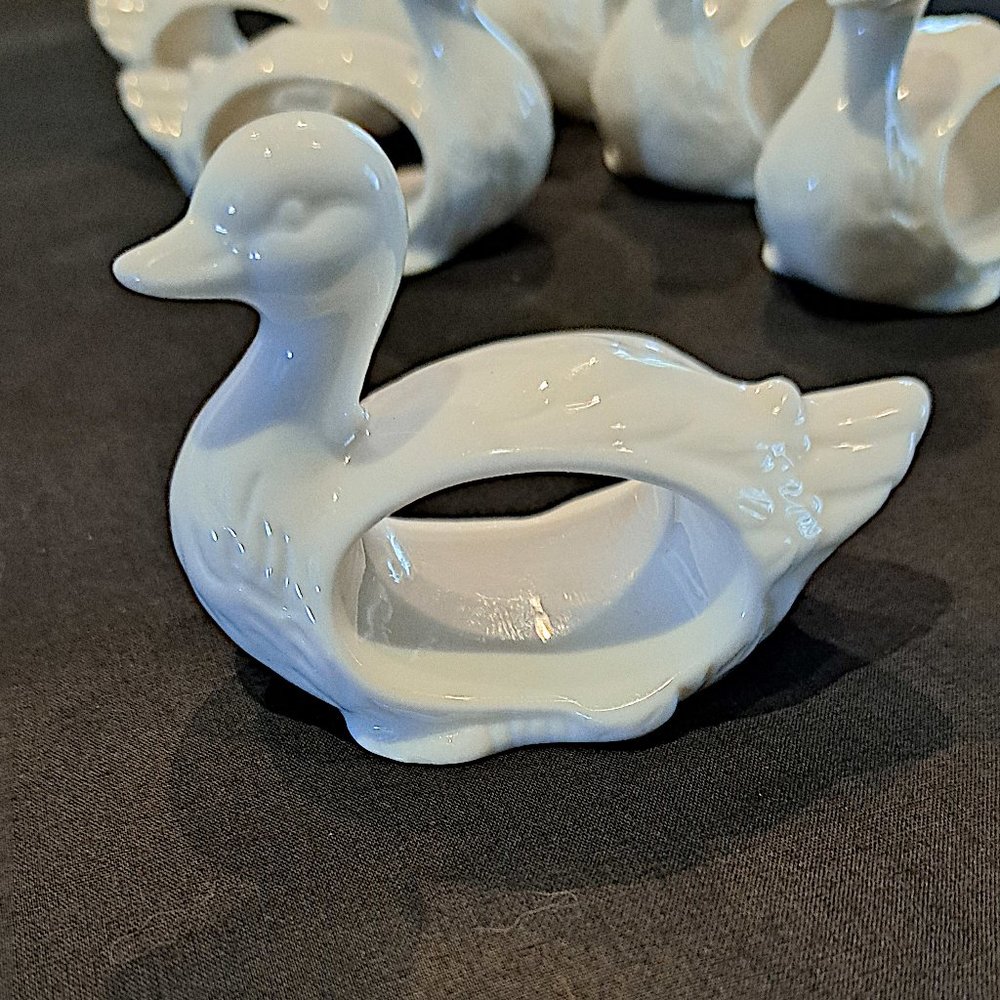 Set of 6 vintage duck napkin rings